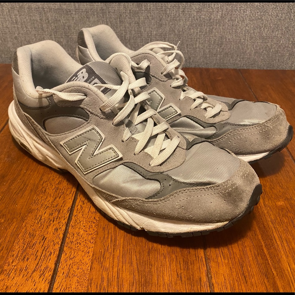 New Balance 330 Men’s 13